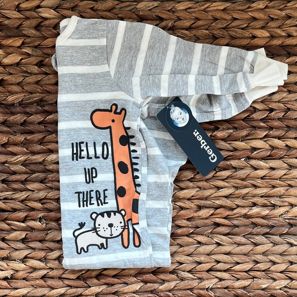 NWT Gerber Gray and White Striped Onesie with Giraffe and Cat